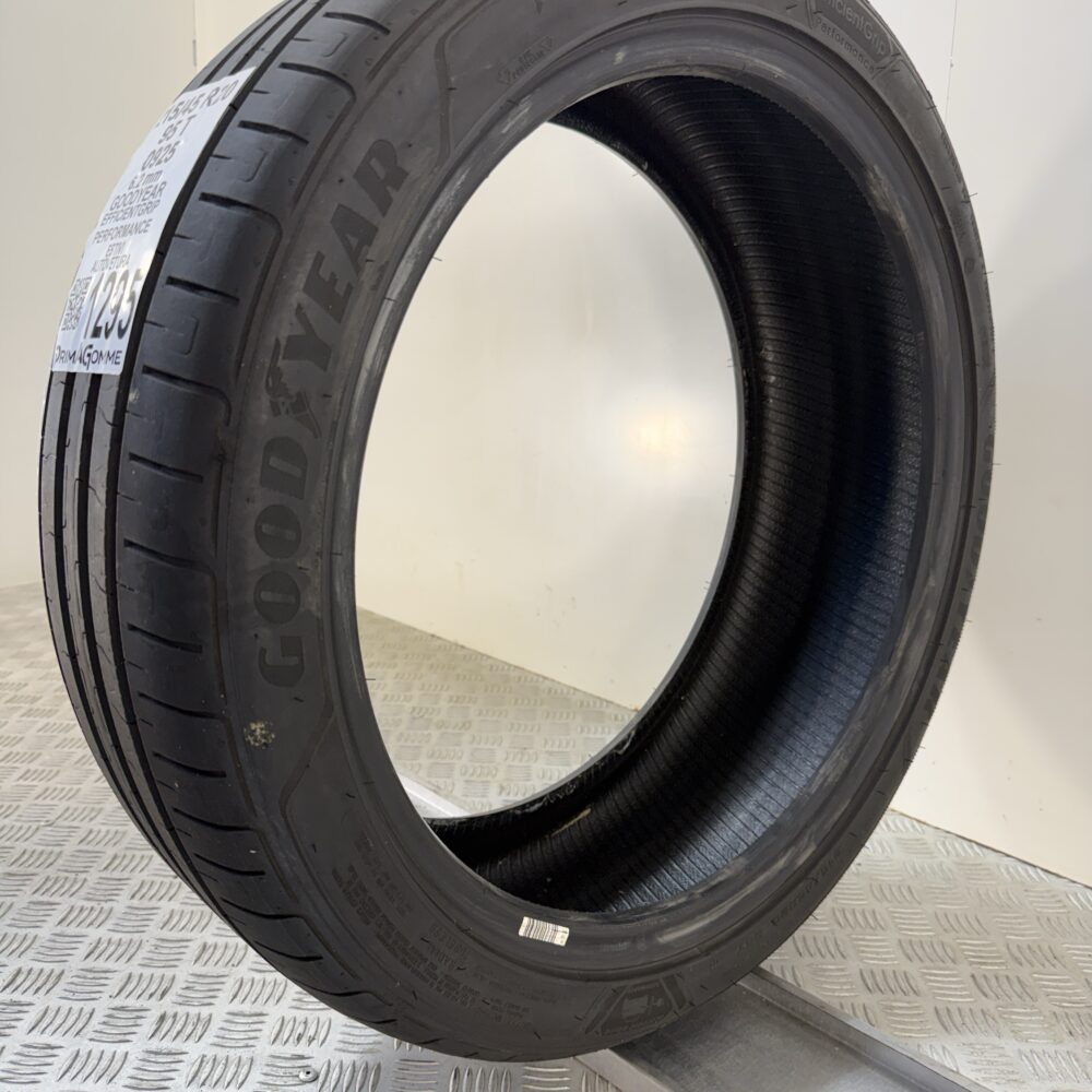 Gomma Usata 215 45 R20 95T Goodyear EfficientGrip Performance 89% Estiva - immagine 5
