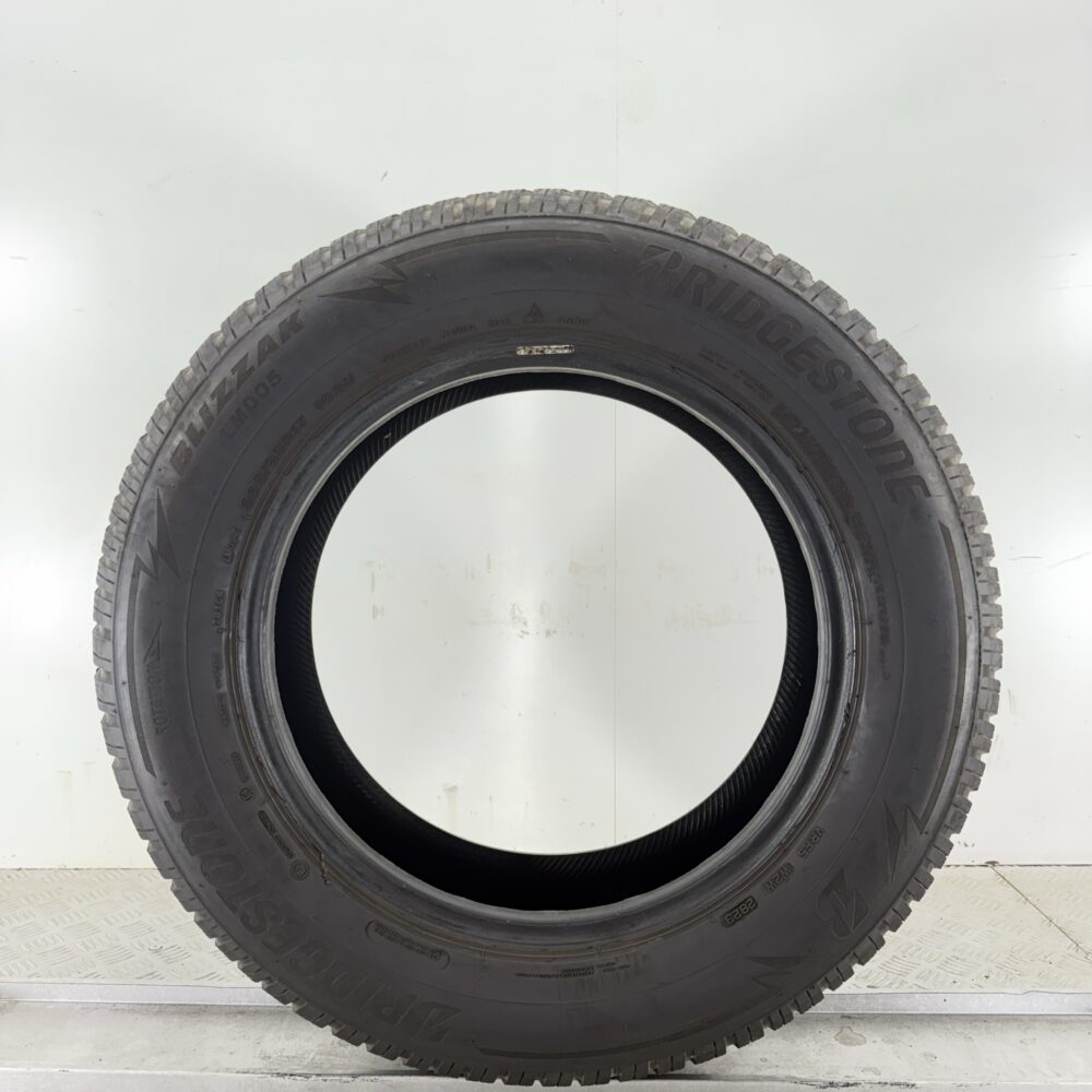 Gomme Usate 225 65 R17 102H Bridgestone Blizzak LM005 71% Invernali - immagine 7