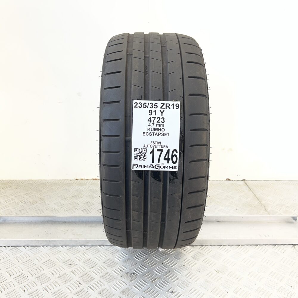 Pneumatico Usato 235 35 ZR19 91Y KUMHO ECSTAPS91 Estivo