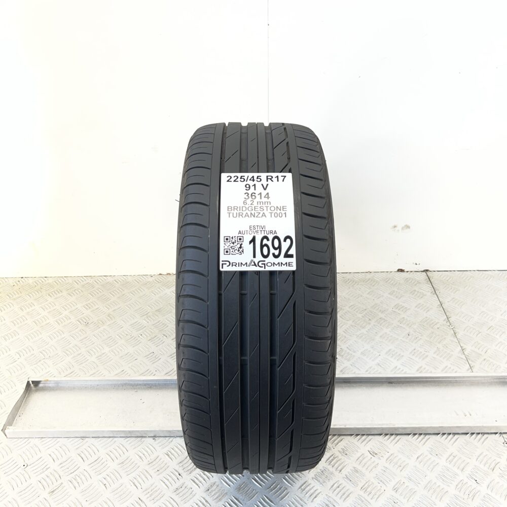 Pneumatico Usato 225 45 R17 91V Bridgestone Turanza T001 89% Estivo