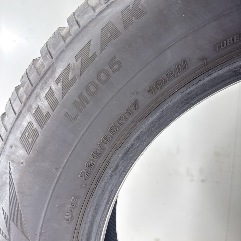 Gomme Usate 225 65 R17 102H Bridgestone Blizzak LM005 71% Invernali - immagine 8