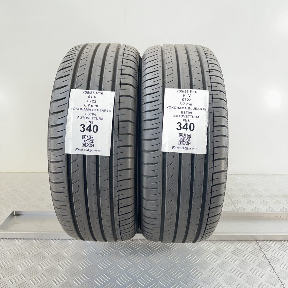 Pneumatici Usati 205 55 R16 91V Yokohama Bluearth 95% Estive