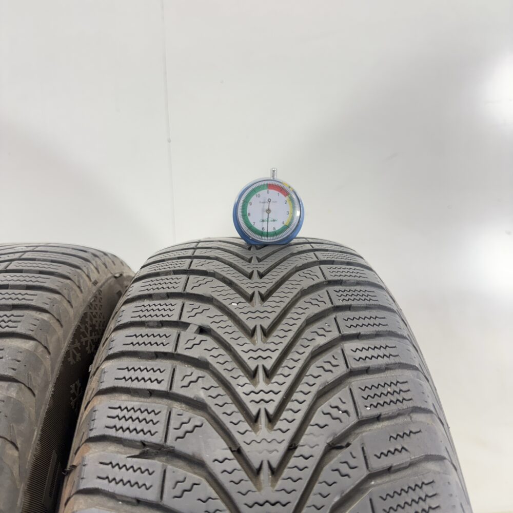 Gomme Usate 185 60 R15 88T Vredestein Snow Track 5 80% Invernali - immagine 2