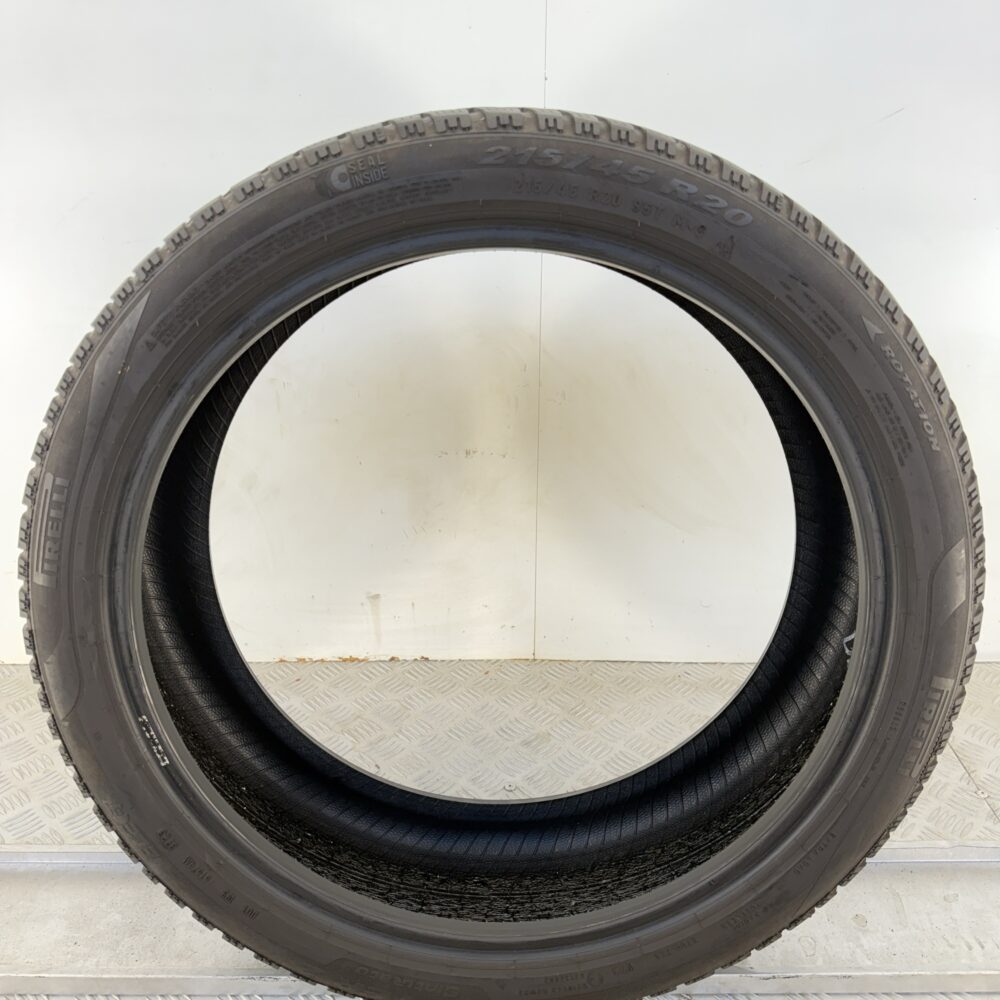 Gomme Usate 215 45 R20 95T Pirelli Winter 2 Cinturato 81% Invernali - immagine 8