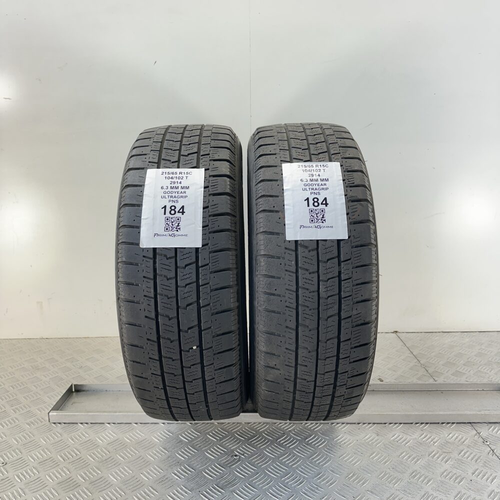 Pneumatici Usati 215 65 R15C 104/102T Goodyear UltraGrip 90% Invernali