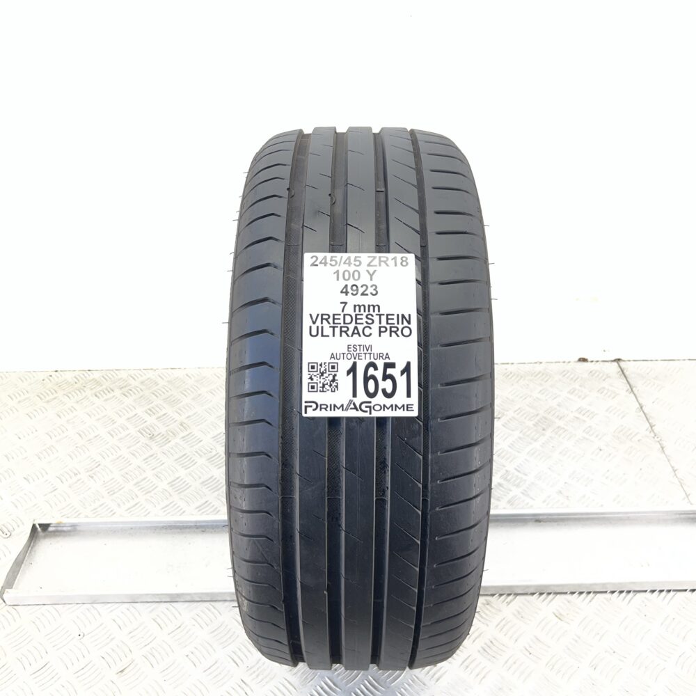 Gomma Usata 245 45 ZR18 100Y Vredestein Ultrac Pro 100% Estiva