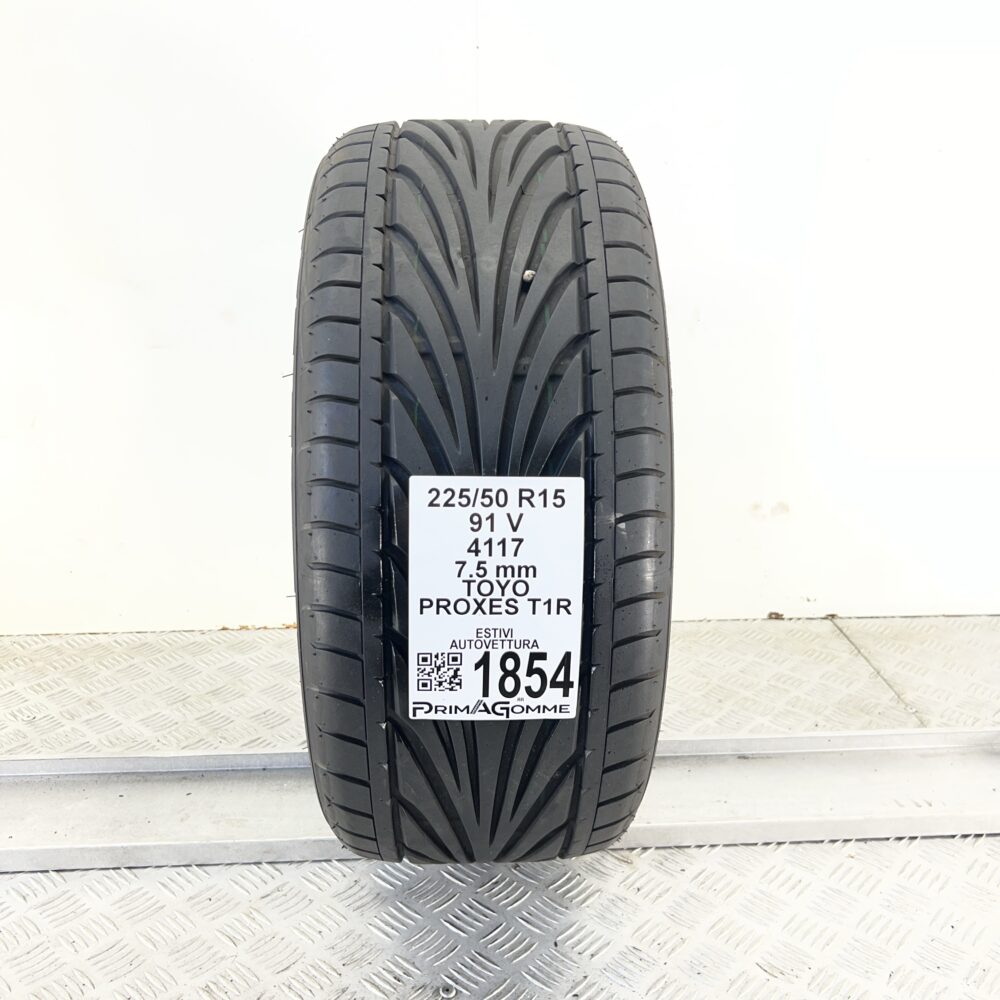 Pneumatico Usato 225 50 R15 91V TOYO PROXES T1R 100% Estivo