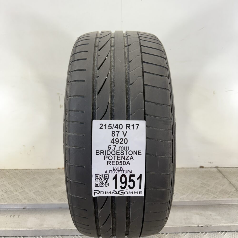 Pneumatico Usato 215 40 R17 87V Bridgestone Potenza RE050A 81% Estivo