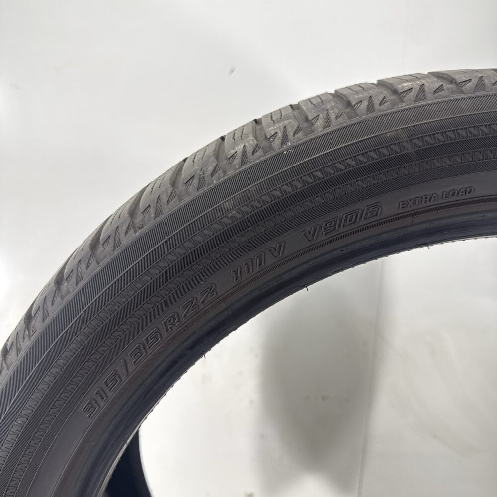 Gomme Usate 315 35 R22 111V Yokohama BluEarth Winter V906 81% Invernali - immagine 8