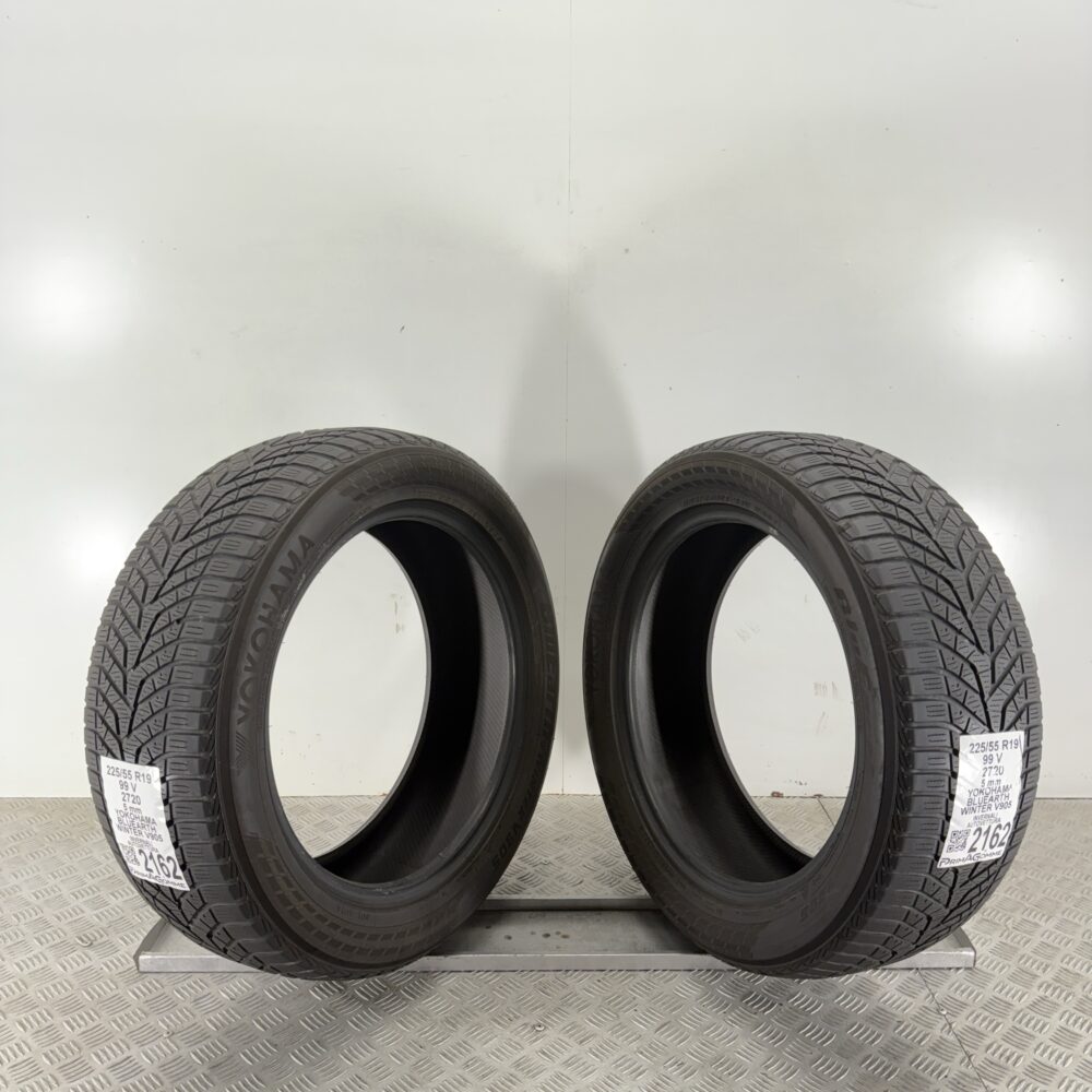 Gomme Usate 225 55 R19 99V Yokohama BluEarth Winter V905 71% Invernali - immagine 11