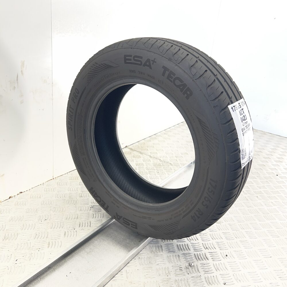 Pneumatico Usato 175 65 R14 82T Esa Tecar Spirit Pro Estivo - immagine 5