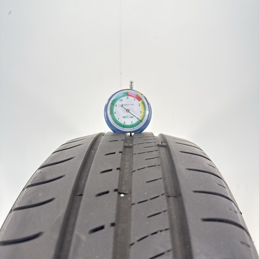 Gomma Usata 175 55 R15 77T Kumho Ecowing ES01 Invernale - immagine 2