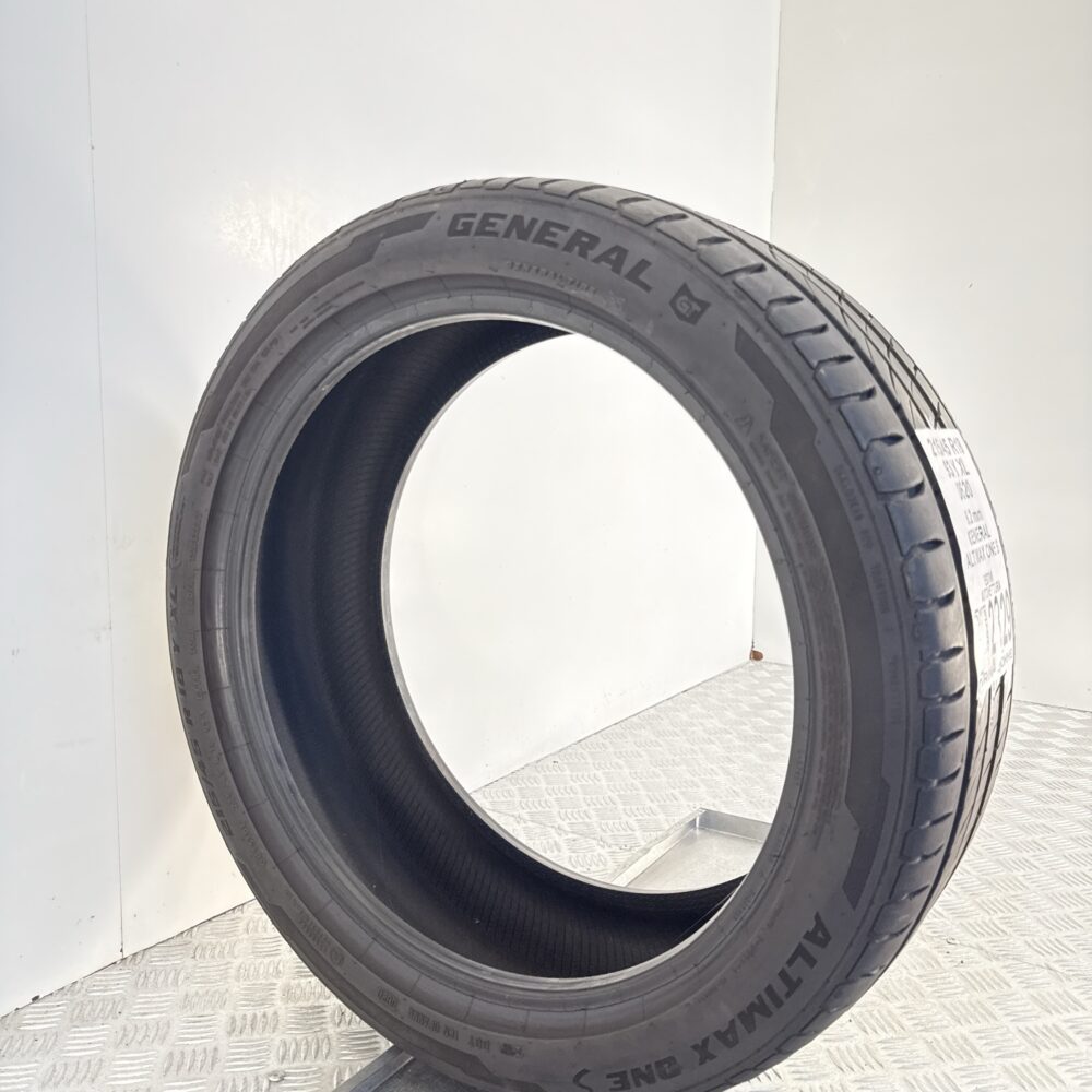 Gomma Usata 215 45 R18 XL 93Y General Altimax One S Estivo - immagine 5