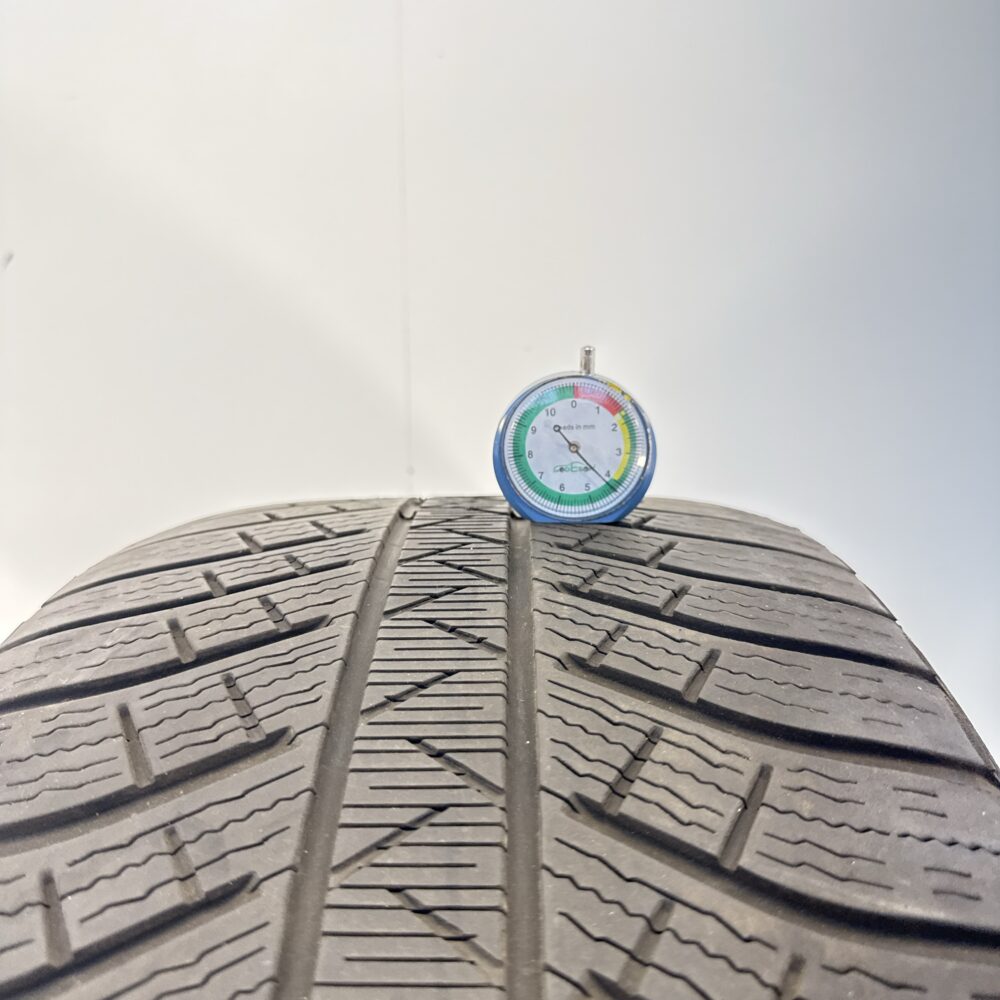 Gomma Usata 265 45 R20 104V Michelin Pilot Alpin 5 SUV Invernale - immagine 2