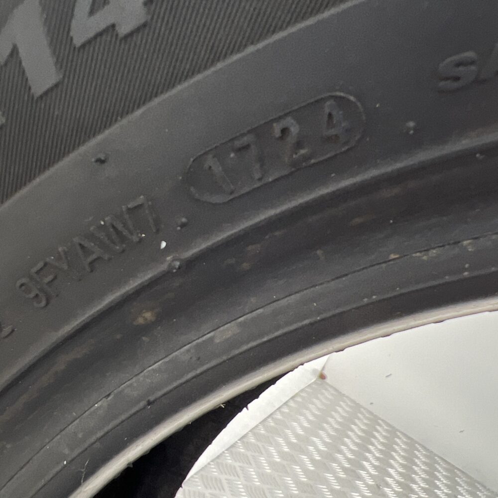 Gomma Usata 175 65 R14 82T Kumho Wintercraft WP52 100% Invernale - immagine 6