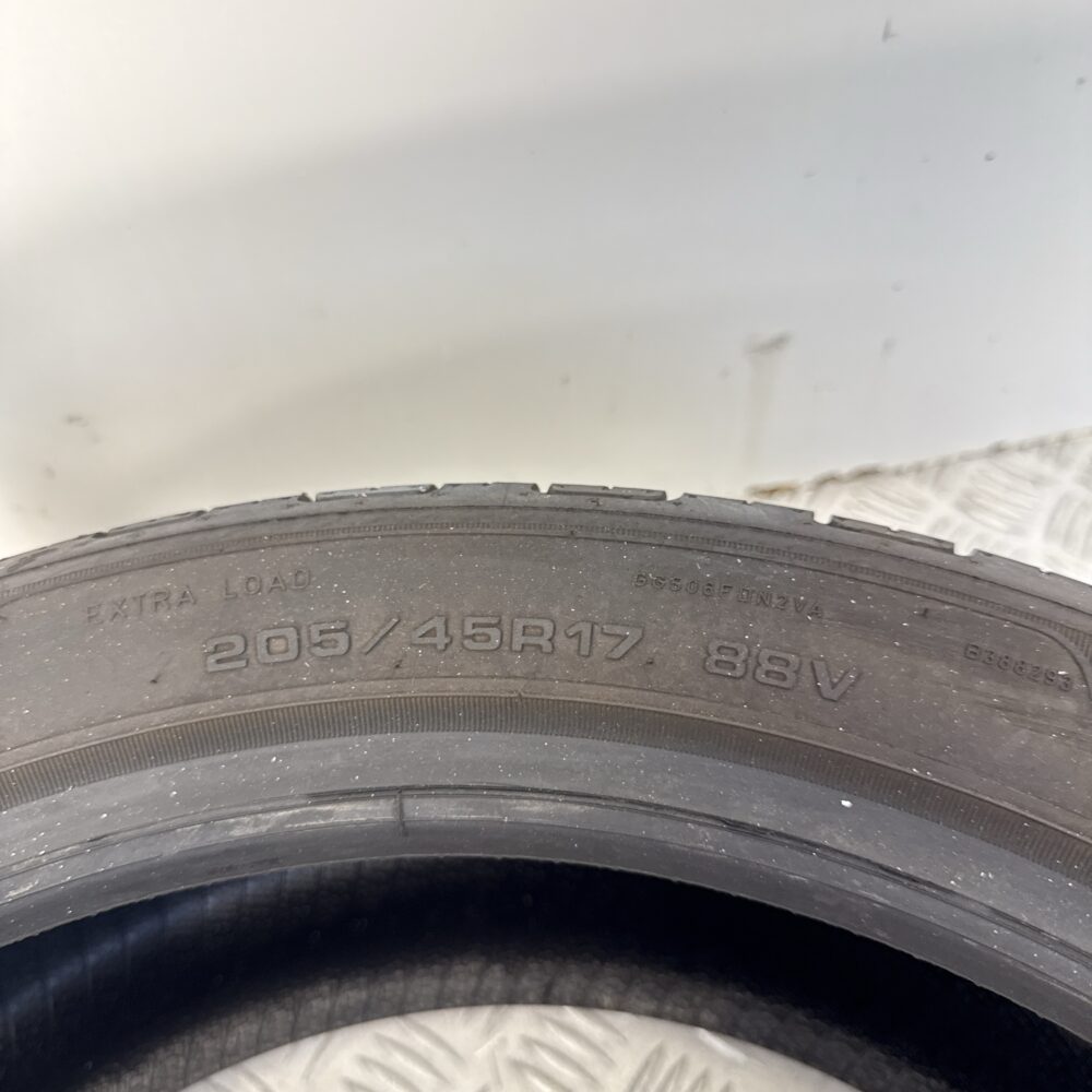 Gomma Usata 205 45 R17 88V Goodyear EfficientGrip Performance 86% Estivo - immagine 8