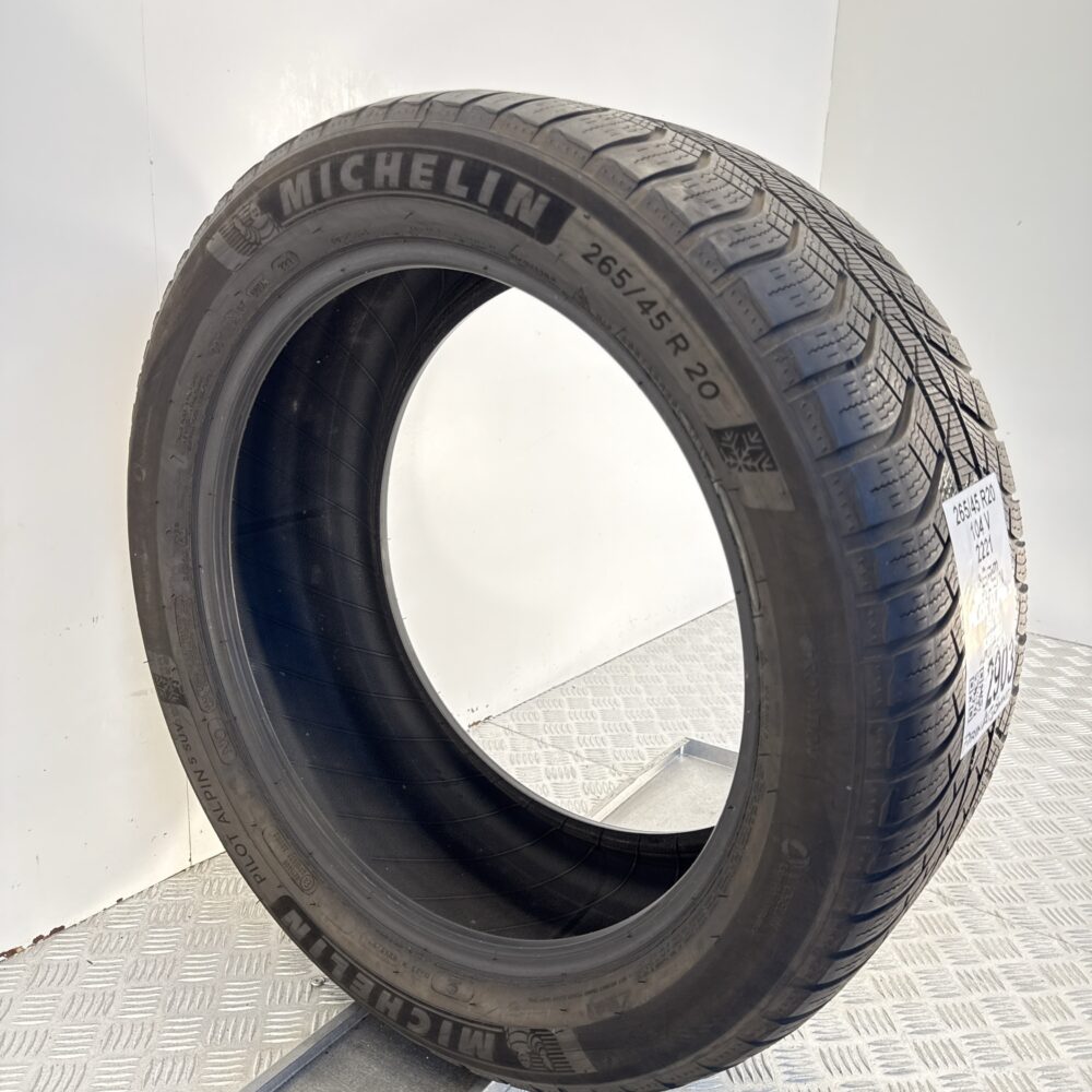 Gomma Usata 265 45 R20 104V Michelin Pilot Alpin 5 SUV Invernale - immagine 5