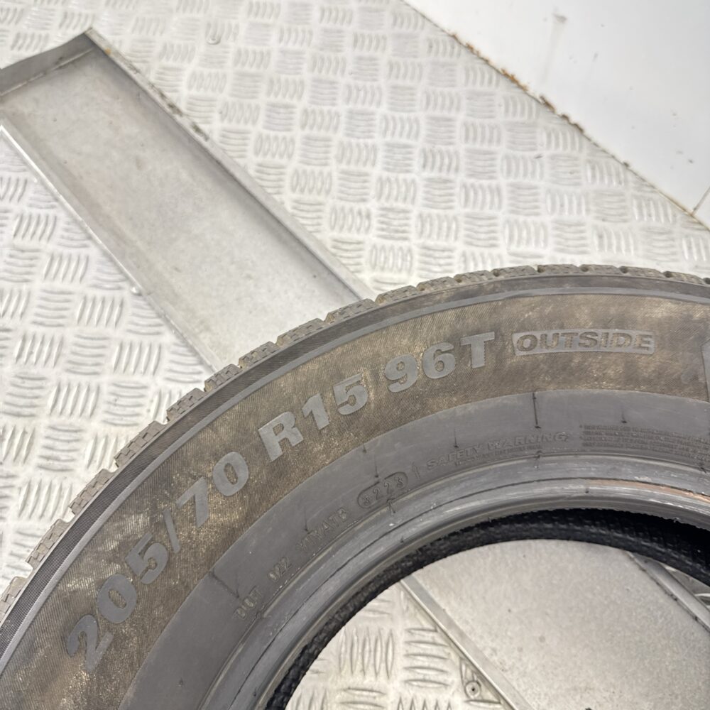 Gomma Usata 205 70 R15 96T Kumho Wintercraft WS71 SUV 94% Invernale - immagine 8