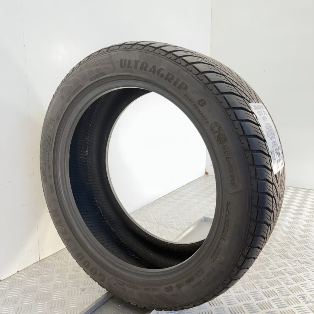 Gomma Usata 245 45 R18 XL 100V Goodyear Ultragrip 8 RunFlat Invernale - immagine 5