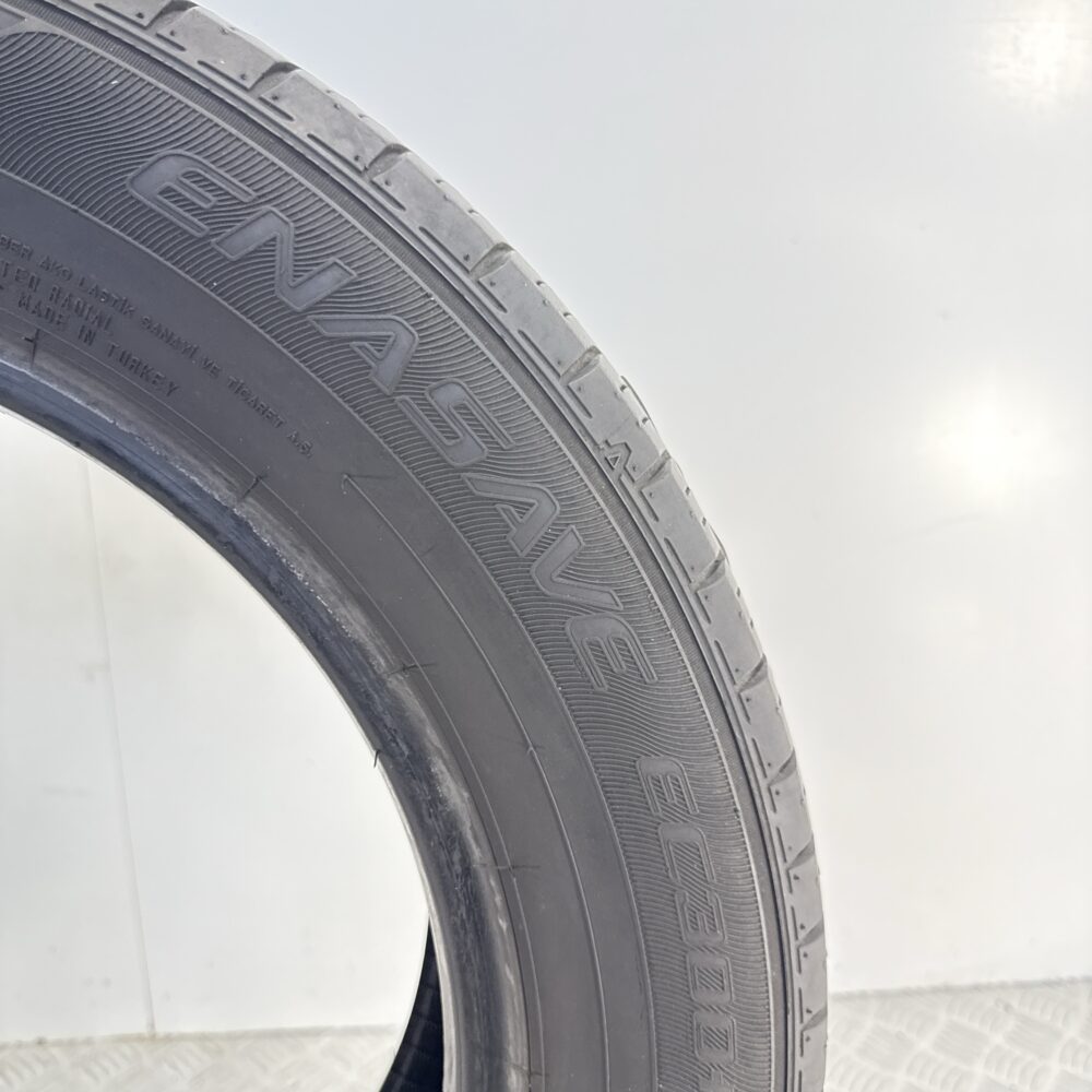 Gomma Usata 215 60 R17 96H Dunlop Enasave EC300+ 79% Estivo - immagine 7