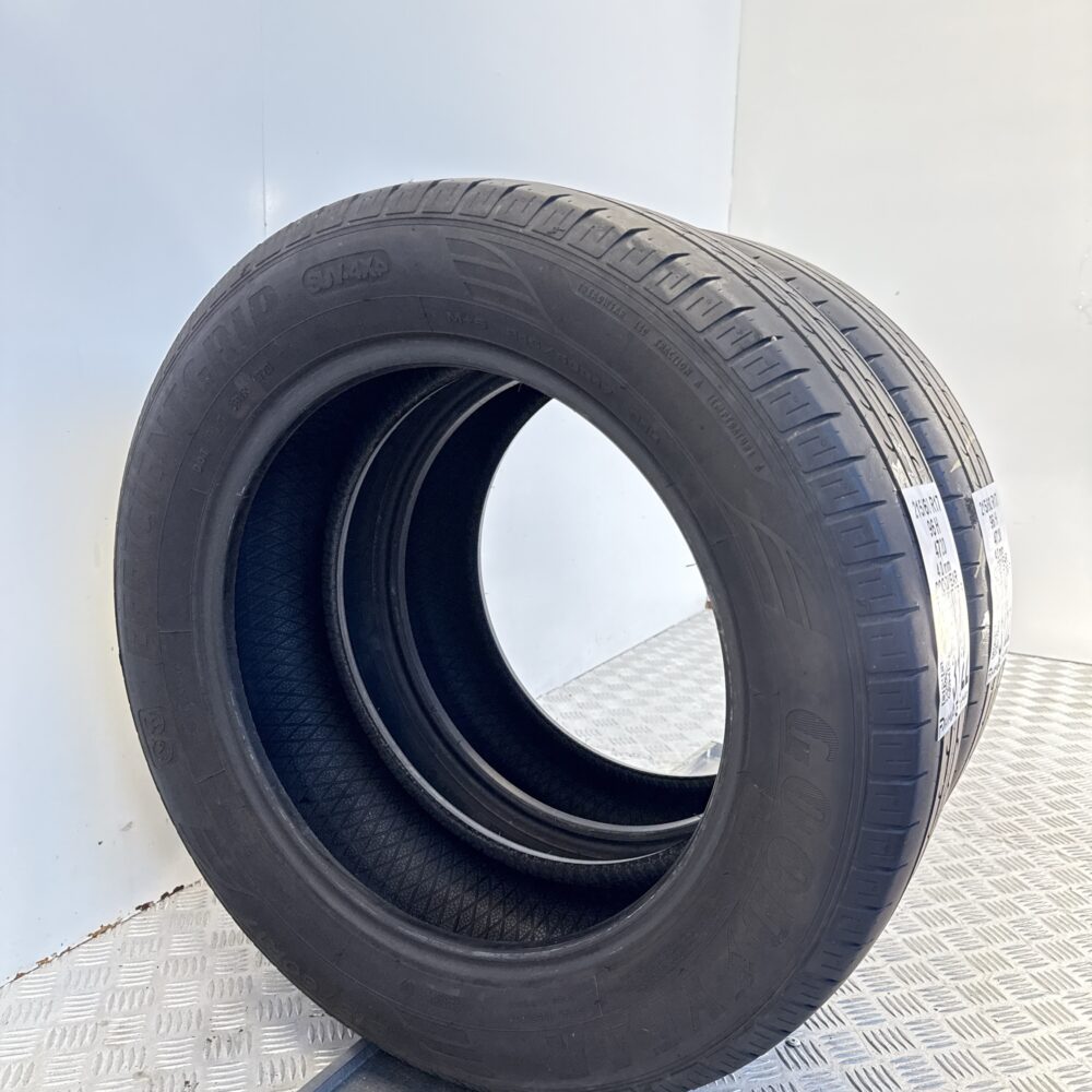 Gomme Usate 215 60 R17 96H Goodyear Efficient Grip SUV 4X4 Estive - immagine 5