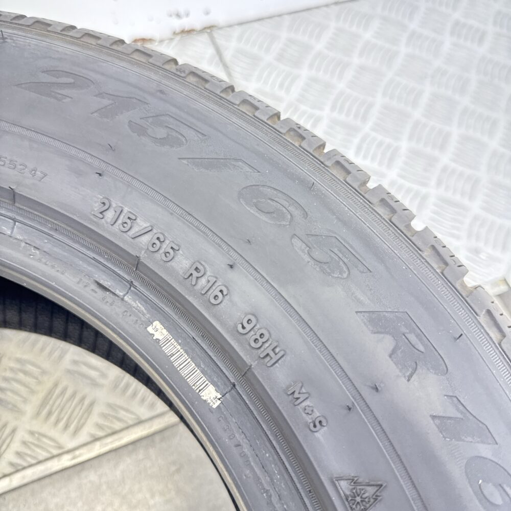 Gomme Usate 215 65 R16 98H Pirelli Scorpion Winter Invernali - immagine 9