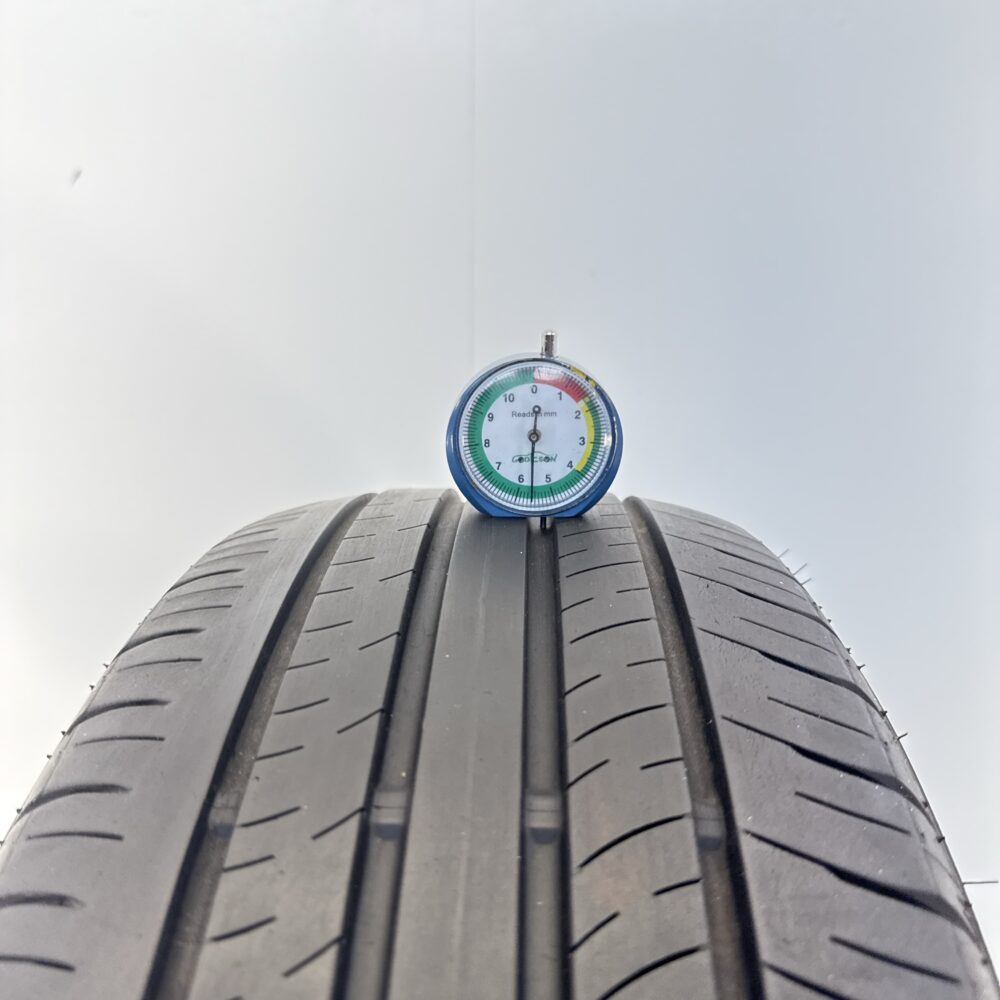 Gomma Usata 215 60 R17 96H Dunlop Enasave EC300+ 79% Estivo - immagine 2