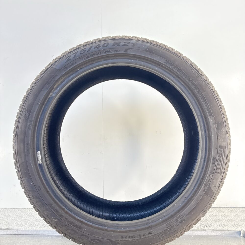Gomma Usata 275 40 R21 XL 107V Pirelli Scorpion Winter Invernale - immagine 6
