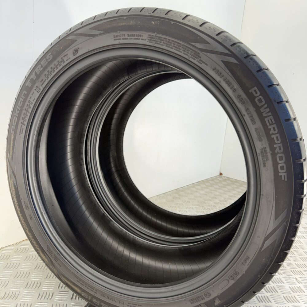Gomme Usate 235 45 R19 XL 99W Nokian Powerproof Estive - immagine 7