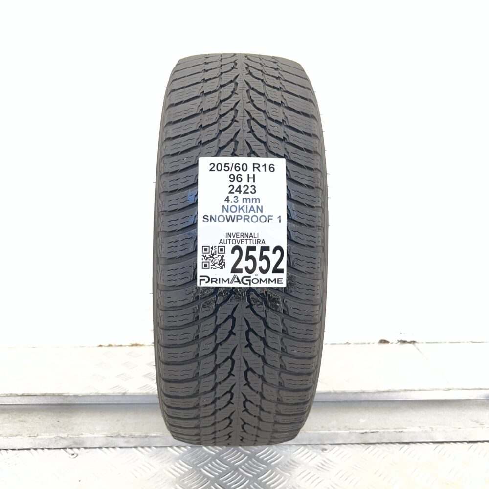 Gomma Usata 205 60 R16 96H Nokian Snowproof 1 Invernale