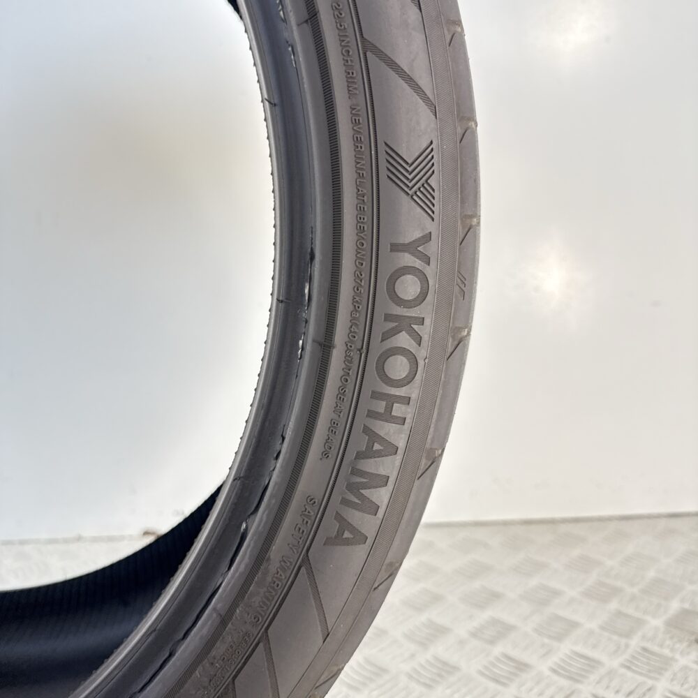 Gomme Usate 275 35 ZR22 XL 104Y Yokohama Advan Sport V107 Estive - immagine 10