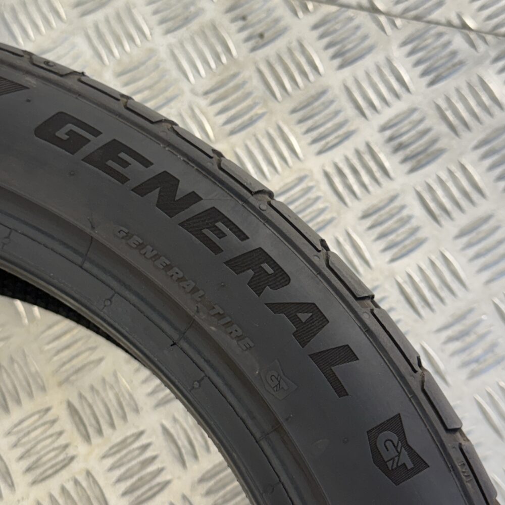 Gomma Usata 215 45 R18 XL 93Y General Altimax One S Estivo - immagine 9