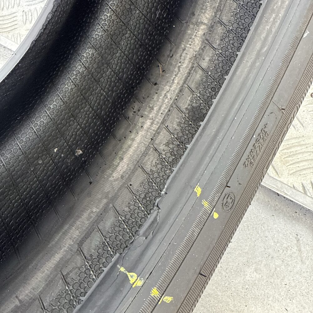 Gomma Usata 215 55 R17 94V Goodyear EfficientGrip Performance 71% Estivo - immagine 9