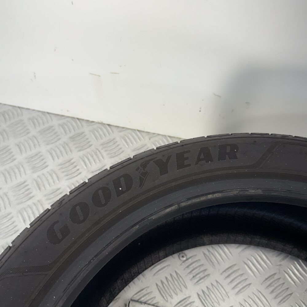 Gomma Usata 205 45 R17 88V Goodyear EfficientGrip Performance 86% Estivo - immagine 7