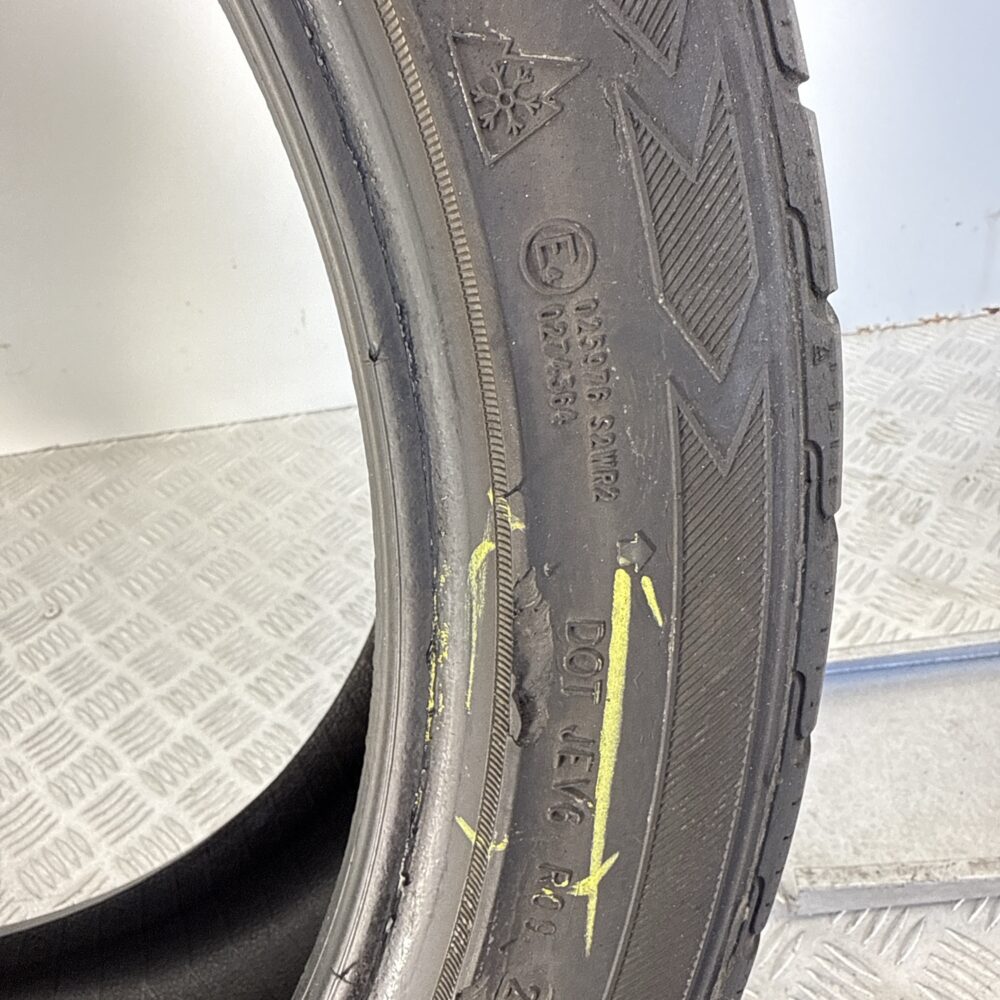Gomme Usate 275 40 R20 XL 106V Rotalla Ice-Plus S220 Invernali - immagine 12