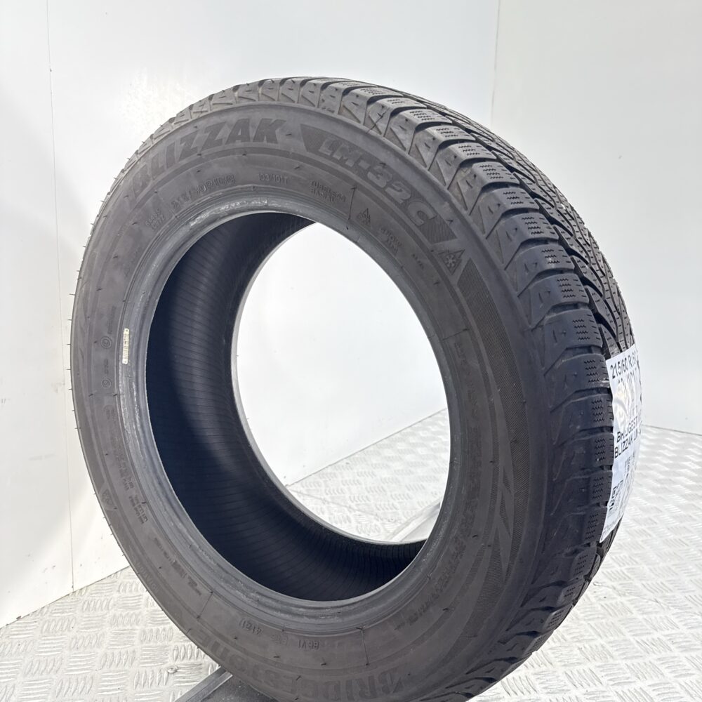 Gomma Usata 215 60 R16C 103/101T Bridgestone Blizzak LM-32C Invernale - immagine 5