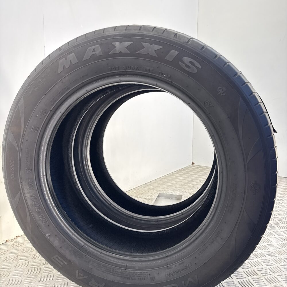 Gomme Usate 205 60 R16 96H Maxxis Mecotra 3 Estive - immagine 5