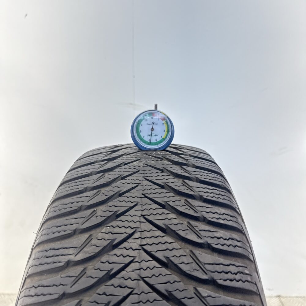 Gomma Usata 195 55 R16 87H Goodyear Ultra Grip 8 73% Invernale - immagine 2