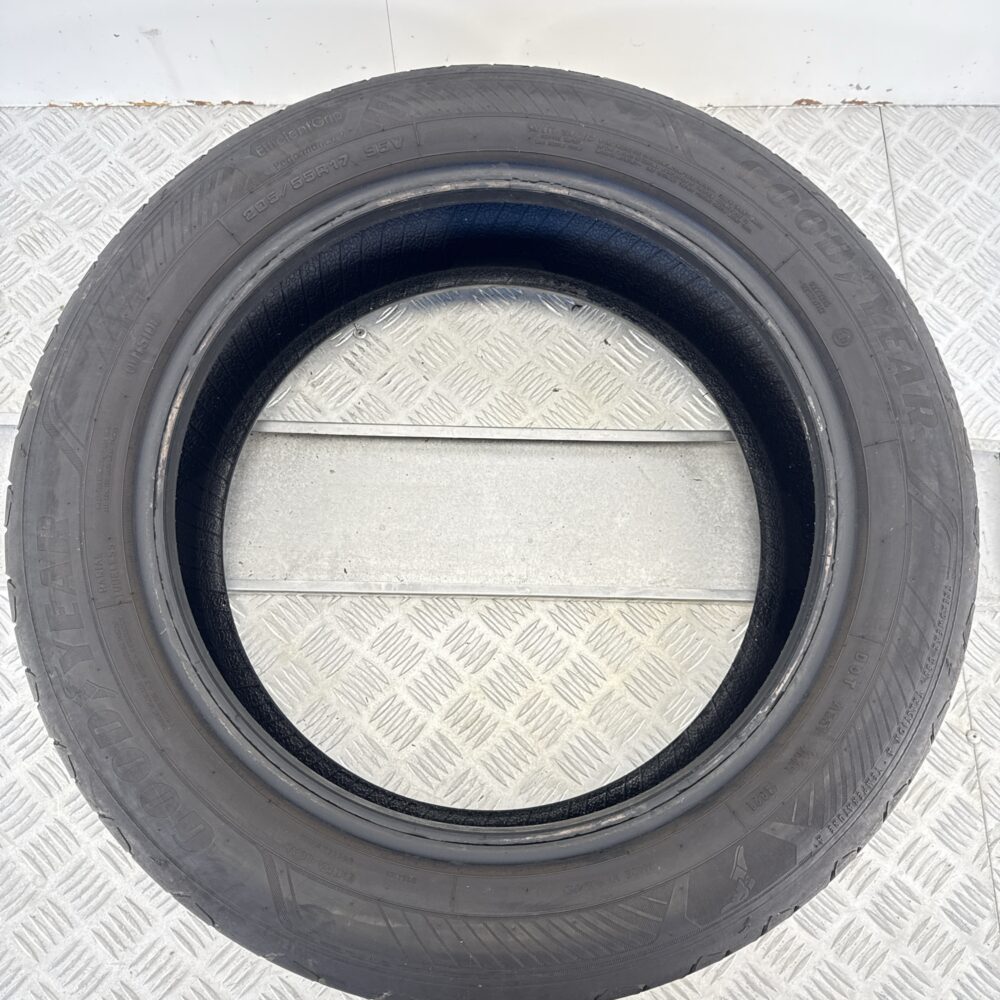 Gomme Usate 205 55 R17 95V Goodyear Efficient Grip Performance 2 Estive - immagine 7