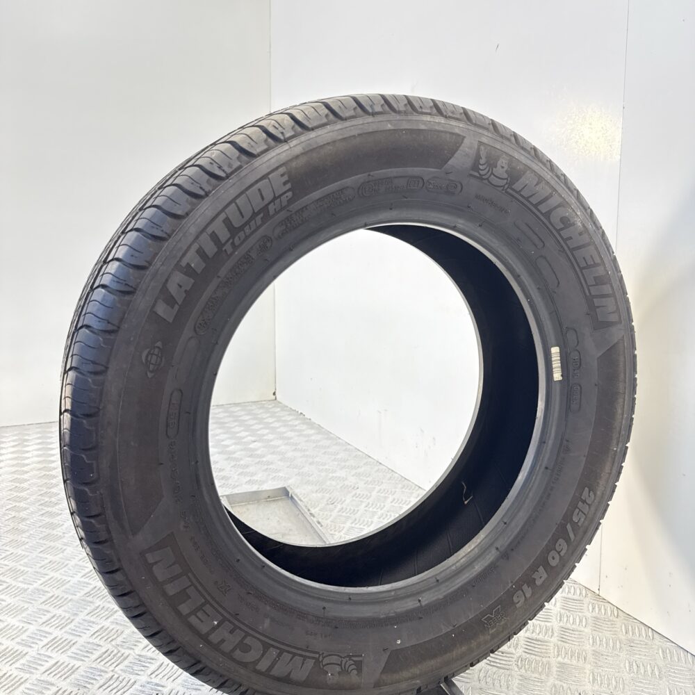 Gomma Usata 215 60 R16 95H MICHELIN Latitude Tour HP 74% Estivo - immagine 4