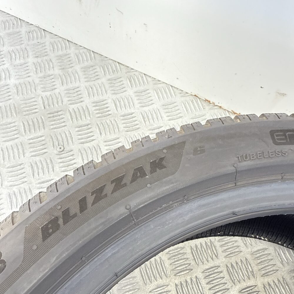 Gomme Usate 245 40 R19 XL 98W Bridgestone Blizzak 6 Invernali - immagine 15