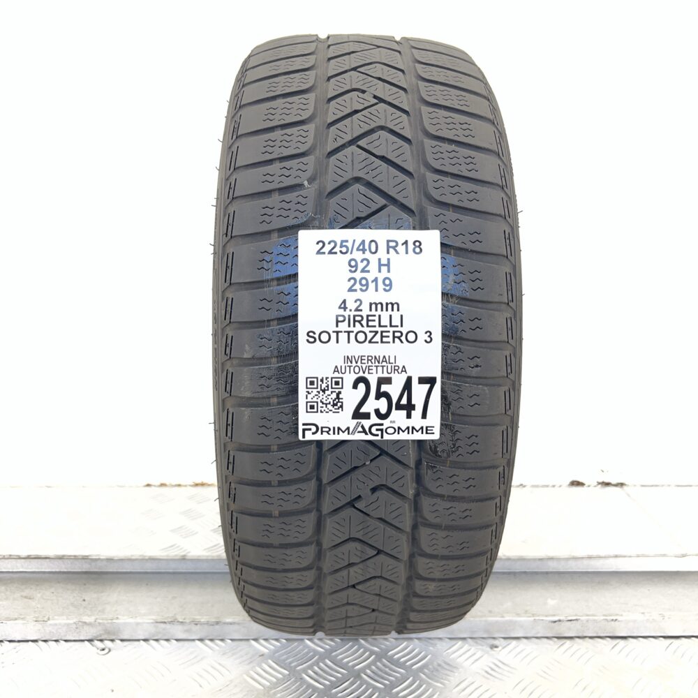 Gomma Usata 225 40 R18 92H Pirelli Sottozero 3 Invernale