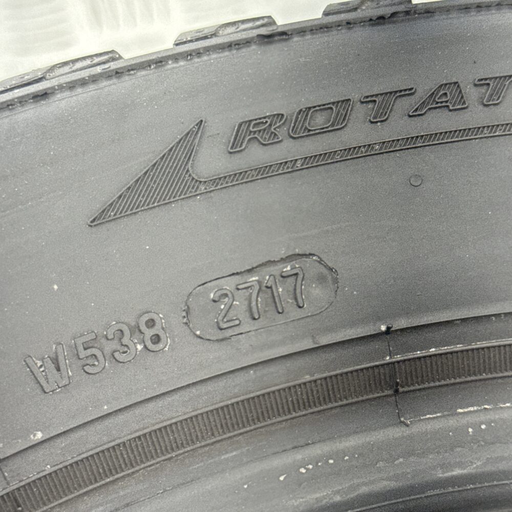 Gomma Usata 215 50 R17 XL 95H PIRELLI Winter Cinturato 71% Invernale - immagine 9