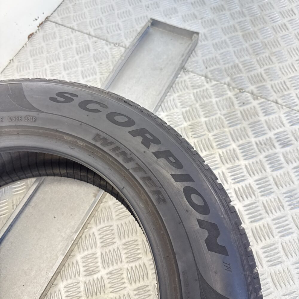 Gomma Usata 215 65 R17 99H Pirelli Scorpion Invernale - immagine 9