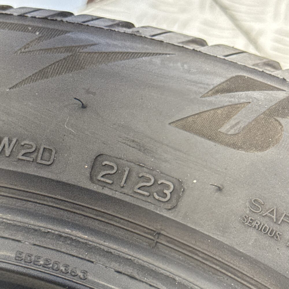 Gomme Usate 225 55 R17 XL 101V Bridgestone Blizzak LM005 RunFlat 74% Invernali - immagine 9