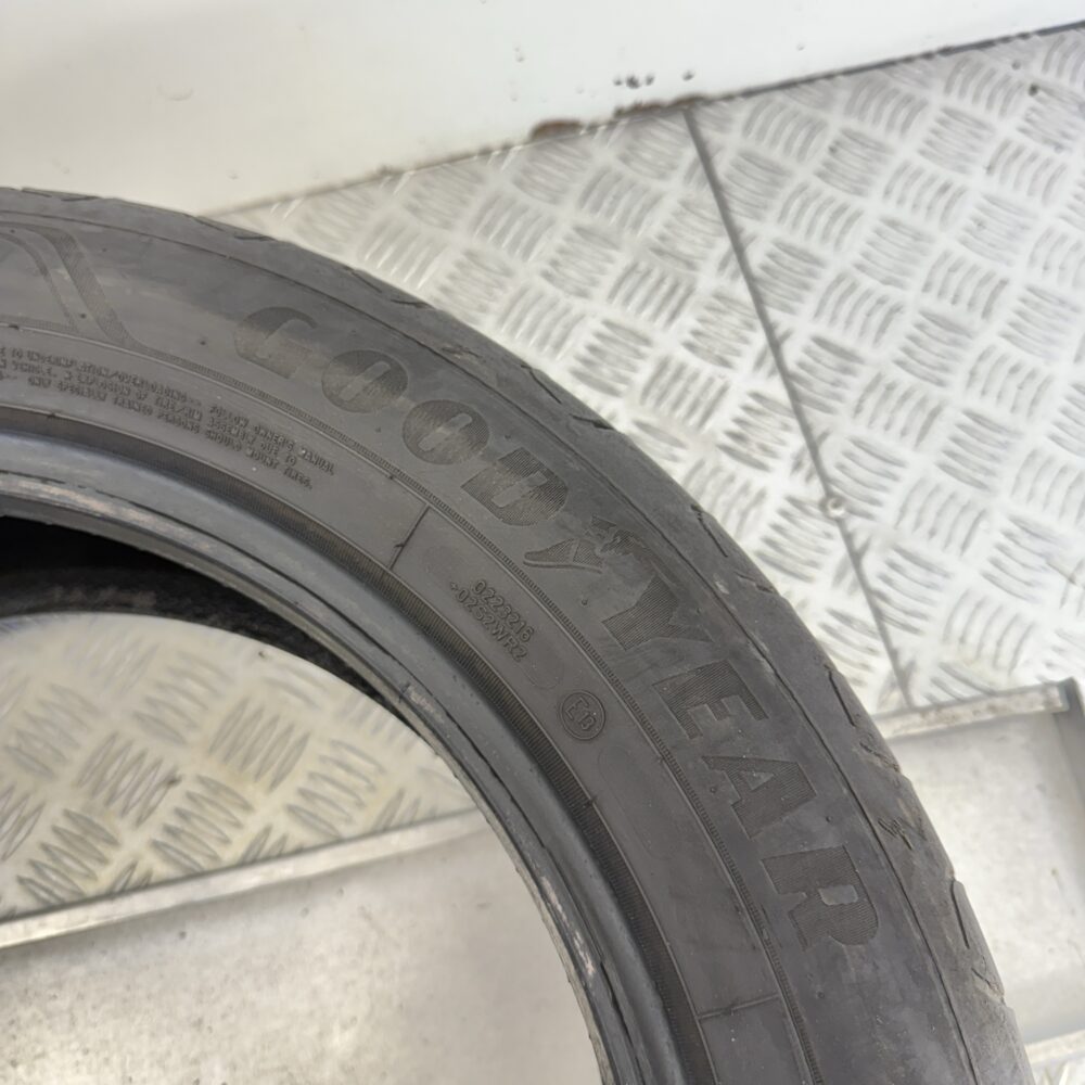 Gomme Usate 205 55 R17 95V Goodyear Efficient Grip Performance 2 Estive - immagine 9