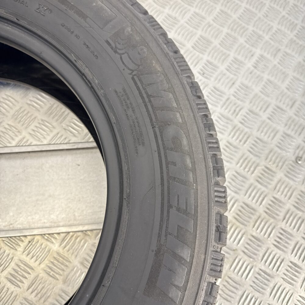 Gomma Usata 225 65 R16C 112/110R Michelin Agilis Alpin 87% Invernale - immagine 7