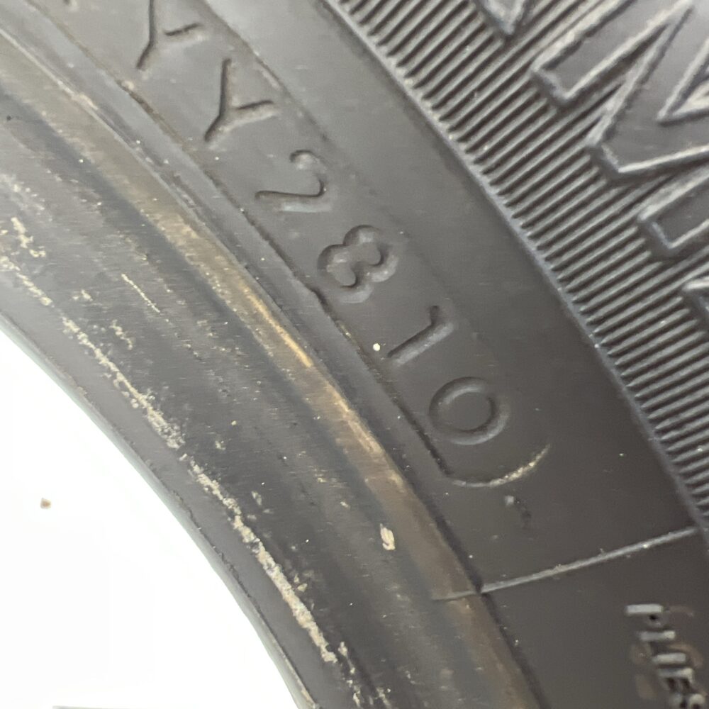Gomma Usata 165 65 R13 77T Yokohama WDrive V903 93% Invernale - immagine 6