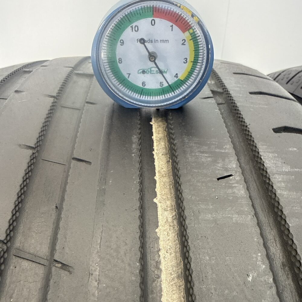 Gomme Usate 235 45 R19 XL 99W Nokian Powerproof Estive - immagine 2