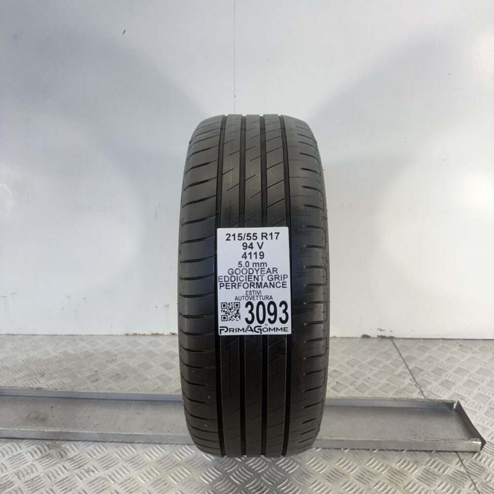 Gomma Usata 215 55 R17 94V Goodyear EfficientGrip Performance 71% Estivo